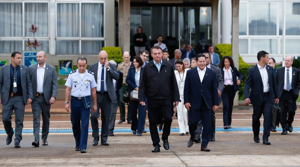 Clima de tensão em Brasília após declaração de Bolsonaro: "Tomarei todas as medidas"