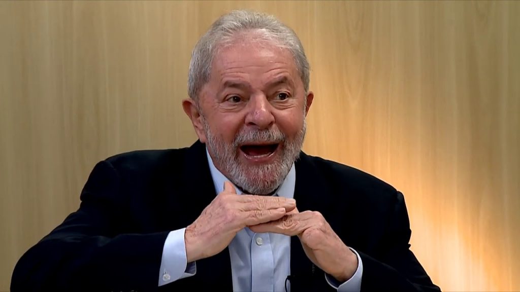 Lula volta a criticar teto fiscal: "Vai cair a bolsa, dólar vai aumentar, paciência”