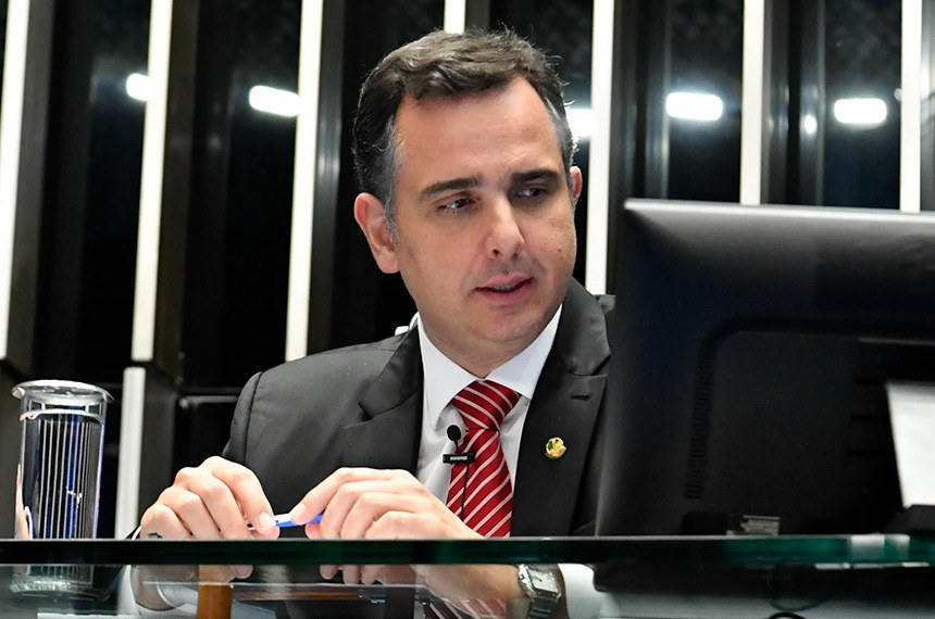 Apenas 6 votos separam possível derrota de Pacheco para concorrente, aponta site