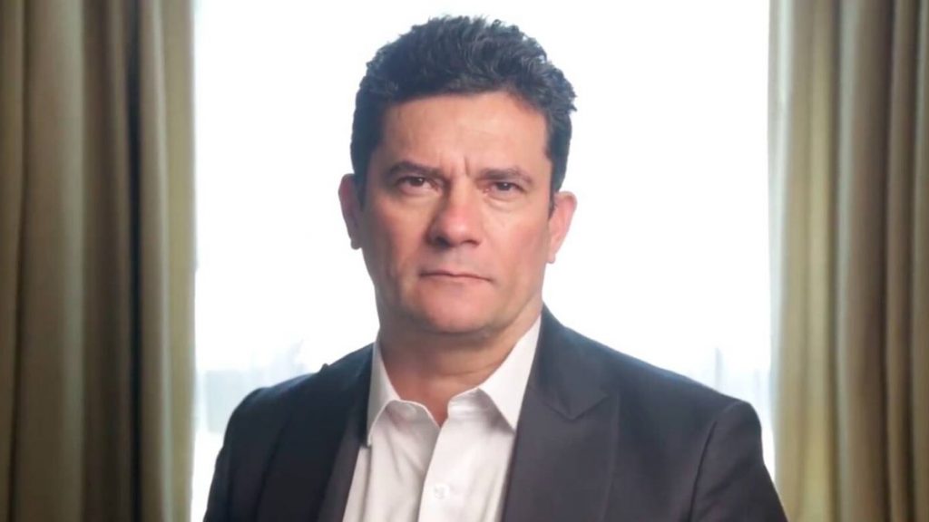 Moro reage ao PT: "Combater fake news sem ter base legal é flertar com a censura"