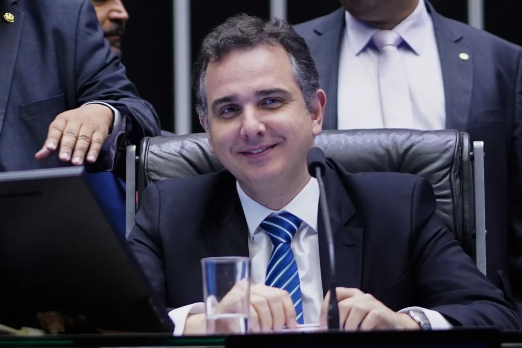 Pacheco diz que é 'insano' criticar ministro do STF e impeachment 'não é solução'