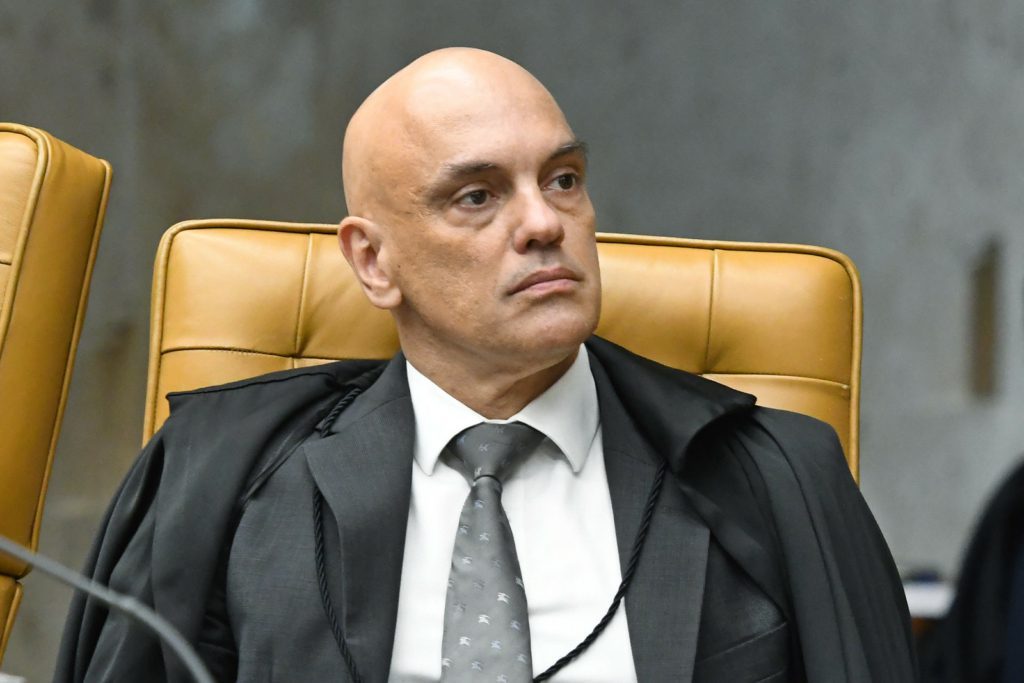 URGENTE: Moraes determina que presidentes de Google e Meta deponham na PF