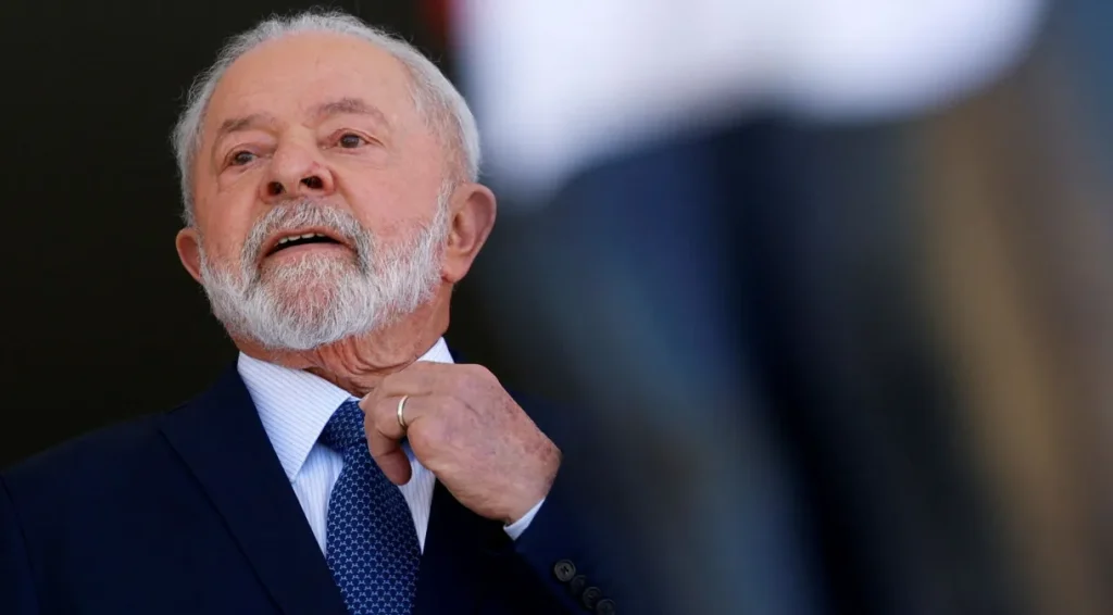 Enquete aponta que mais de 65% das pessoas avaliam primeiro ano de Lula como ruim