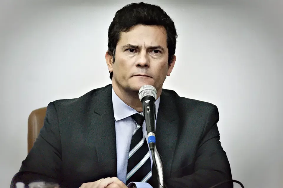 Moro diz que voto secreto foi por cautela devido às 'ameaças do PCC' e ataques do PT