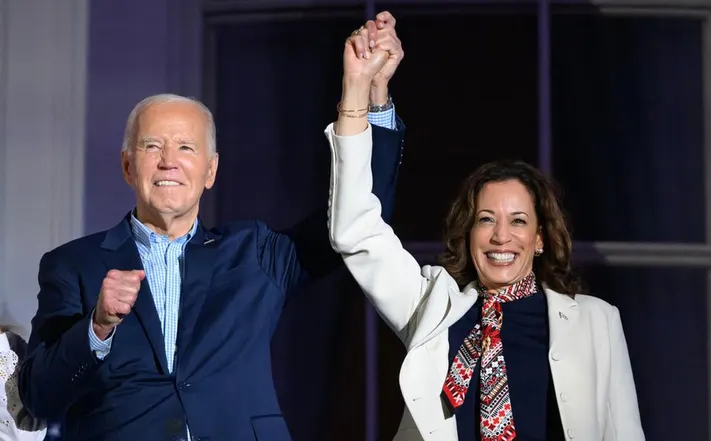 Após desistência, Biden pede para que a sua vice, Kamala Harris, seja a sua substituta